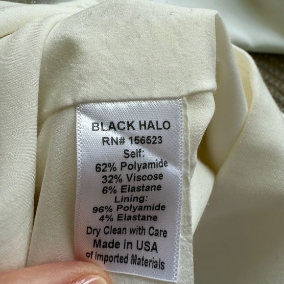 BLACK HALO Wide Leg Pant Set | Cream | Size 6 - Picture 10 of 11